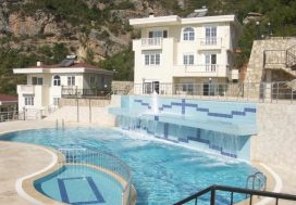 Вилла 6+1 с бассейном в Бекташе, Аланья