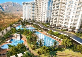Квартира 4+1 с выходом в сад Exodus Resort Comfort City, Махмутлар, Аланья