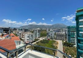 Продается пентхаус 3+1 в комплексе, Махмутлар, Аланья