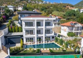 Продается Вилла 5+1 в комплексе , Оба, Аланья