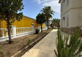 Продается Вилла 3+1 в комплексе Gold Bau, Махмутлар, Аланья