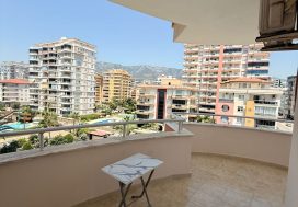 Продается квартира 1+1 в комплексе , Махмутлар, Аланья