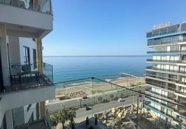 Продается квартира 1+1 в комплексе CEBECİ TOWER, Махмутлар, Аланья