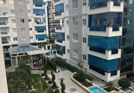 Продается квартира 1+1 в комплексе Yekta Alara Park, Махмутлар, Аланья