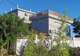 Продается дом 4 bedroom (4+1) в Кендва, Занзибар. Подходит для открытия бизнеса